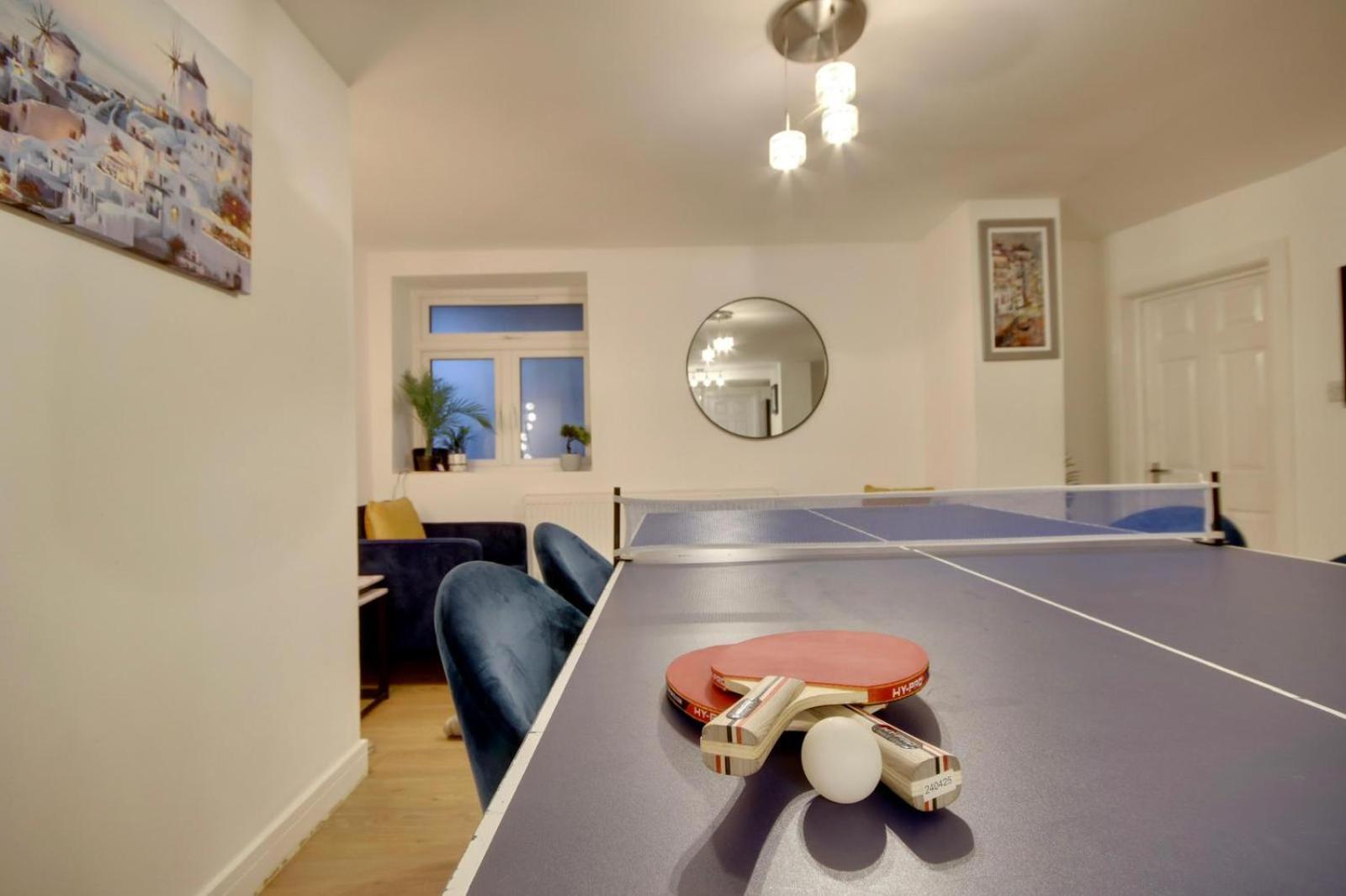 Southsea Getaway Apartment With Pool Table And Hot Tub Portsmouth Extérieur photo