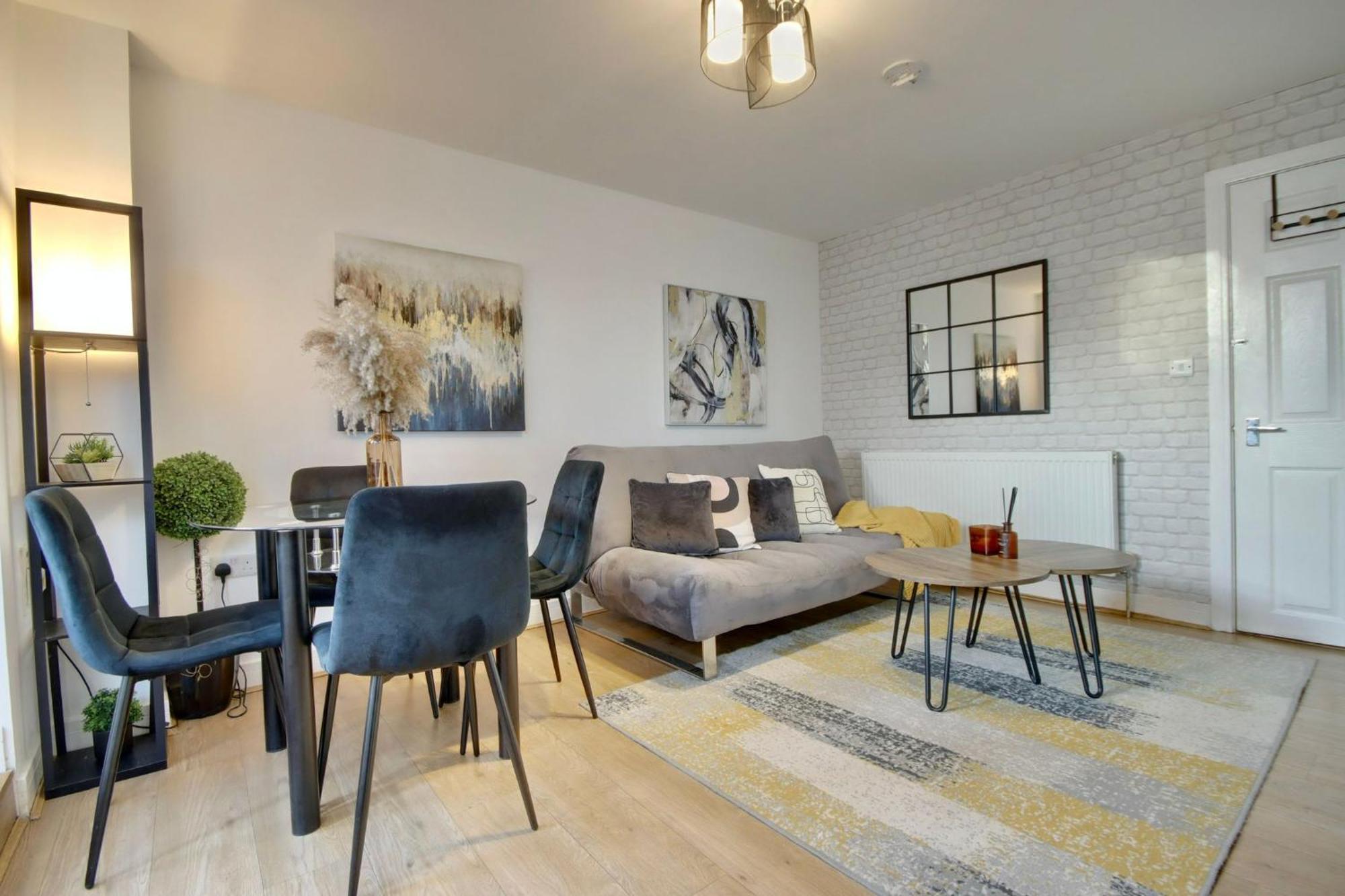 Southsea Getaway Apartment With Pool Table And Hot Tub Portsmouth Extérieur photo